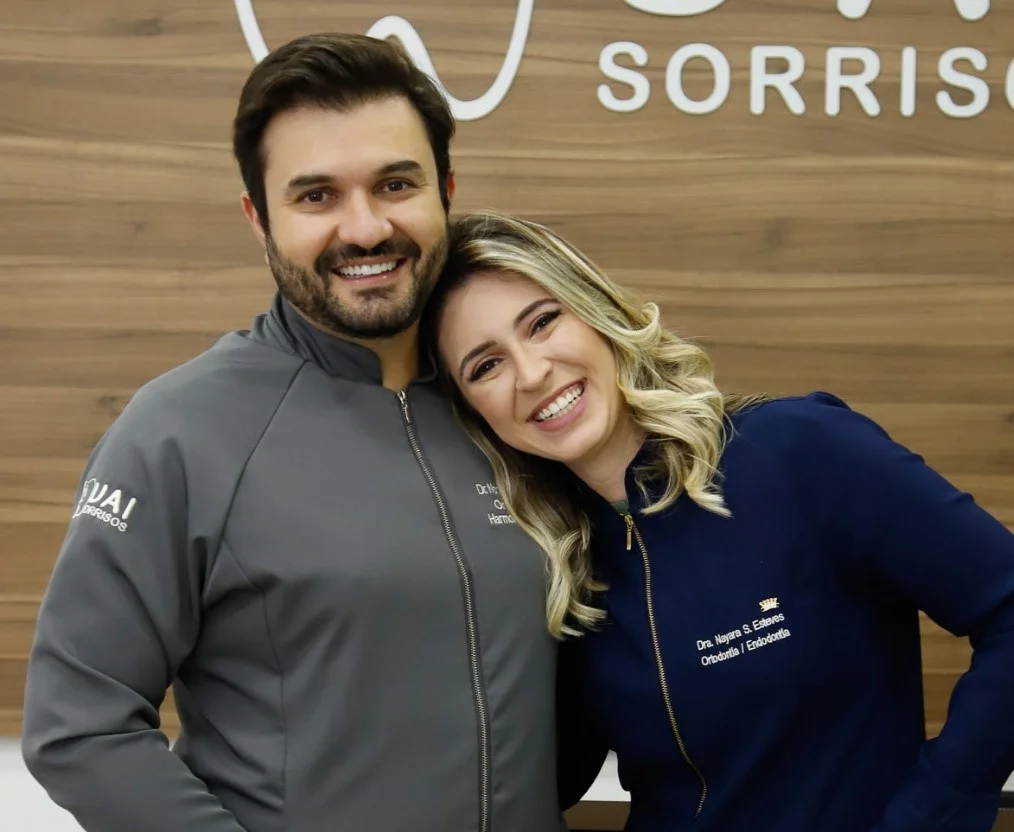 Ilustração Implante Dentário